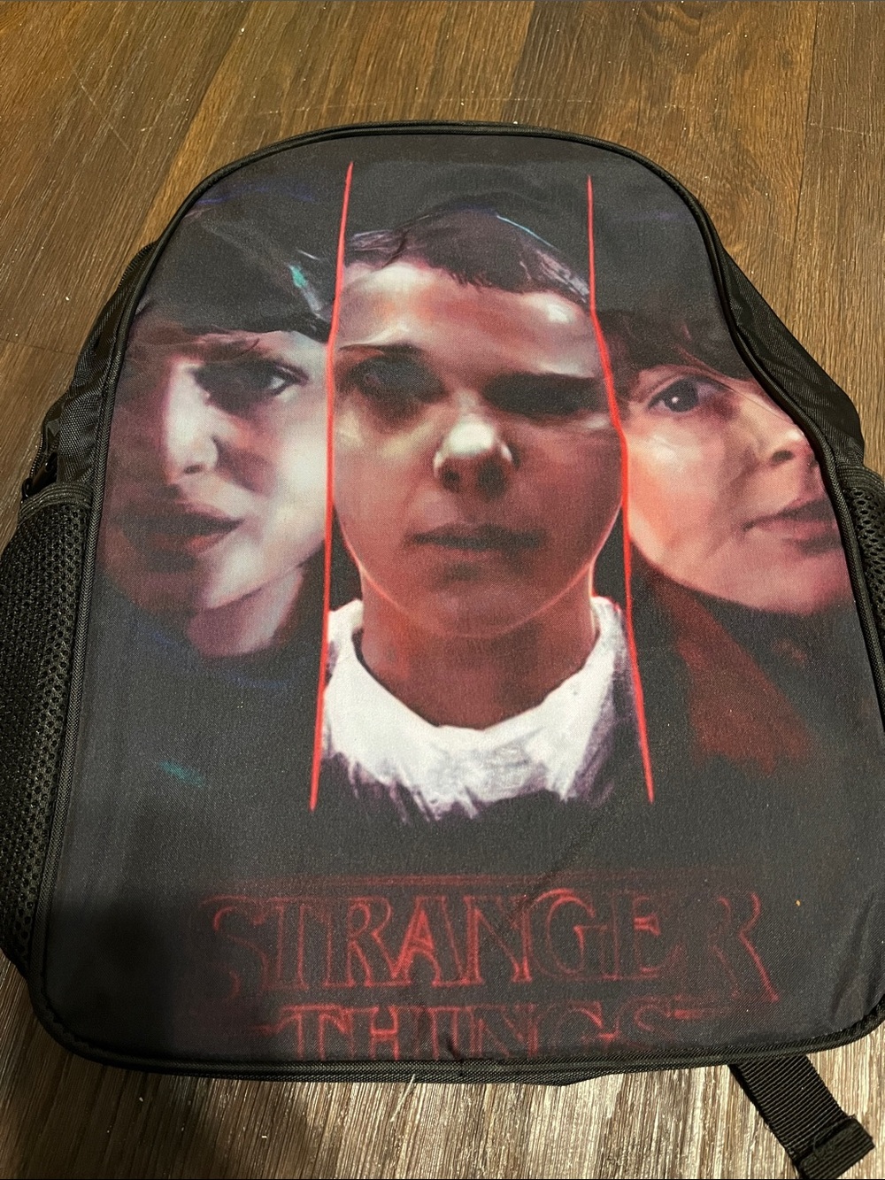 Stranger Things Bag pack - Picture 4 of 4